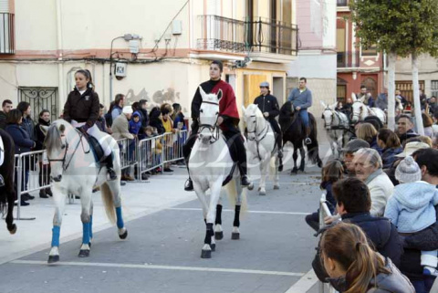 Onda vive un multitudinario Sant Antoni