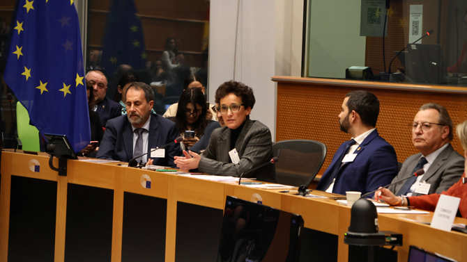 Ballester defiende de nuevo la cerámica en Bruselas y exige reglas justas para la industria europea