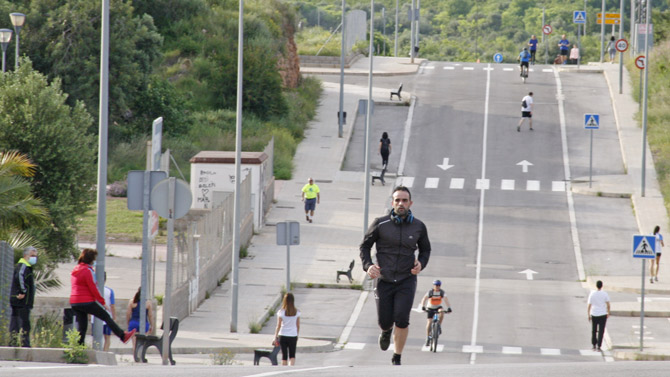 Av. Luxemburgo en la franja de salidas / LL. DOMÈNECH