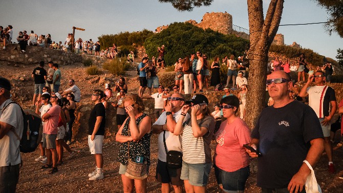 Así se vivió el eclipse desde el castillo