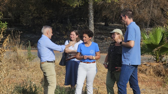 “Donde había tierra trabajada, riego y cultivo, el fuego encontró más dificultad para avanzar