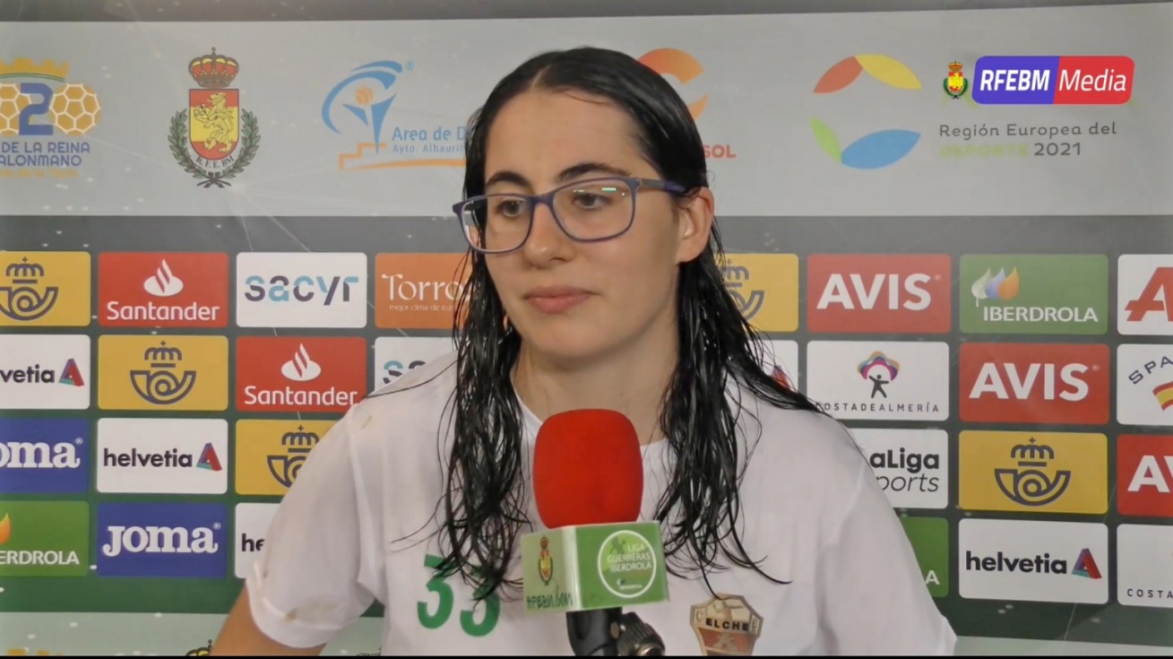 Clara en rueda de prensa tras la final / ARRELS
