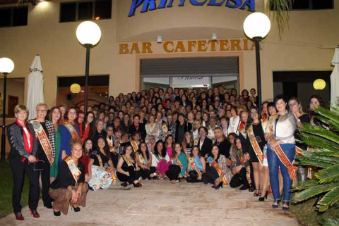 Cena reinas y damas 150 aniversario de la Fira