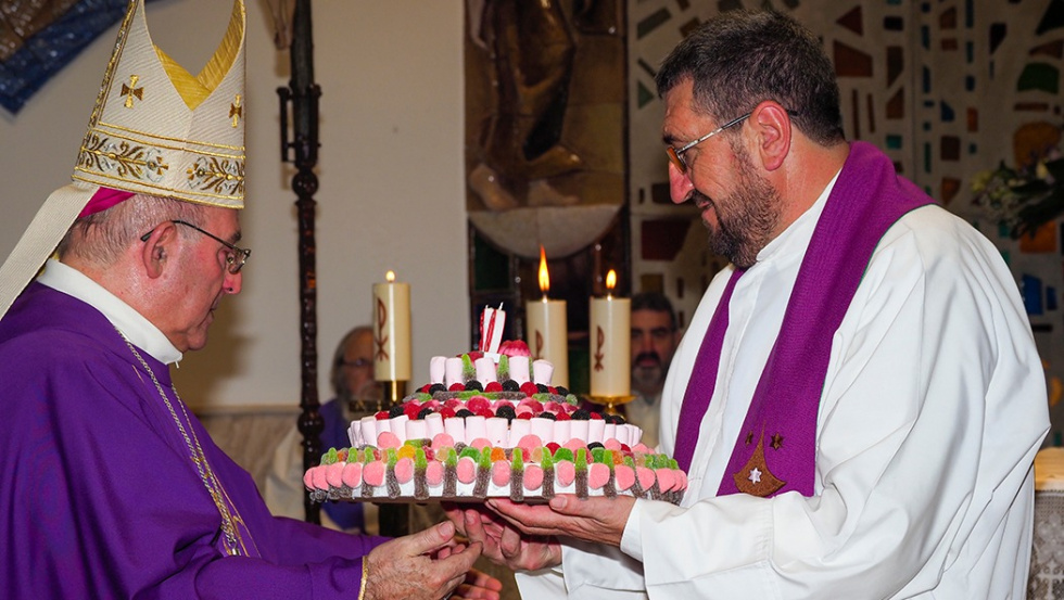 Imágenes de la celebración festiva, eucaristía y ágape, celebrada este sábado / ARRELS